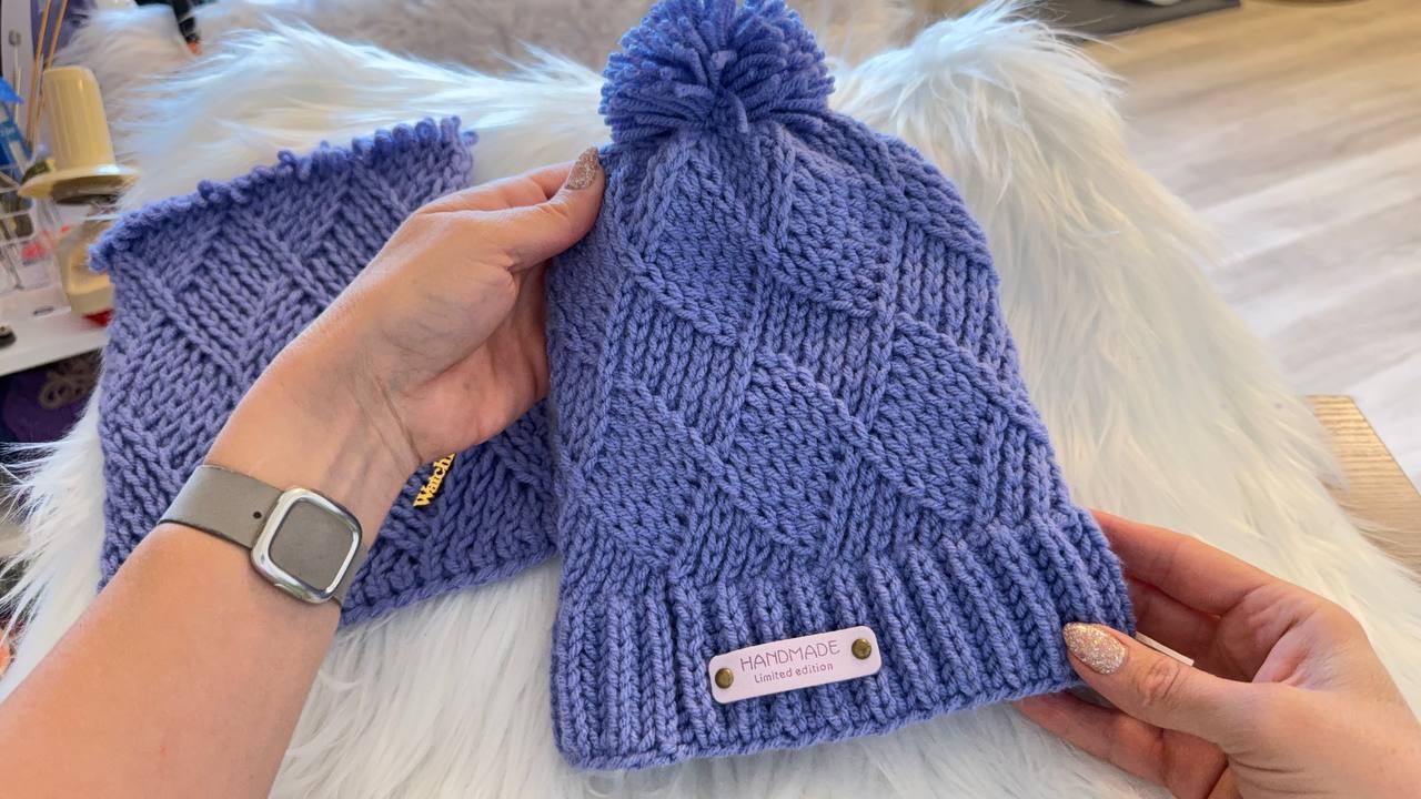 Baklava Stitch Hat Knitting Tutorial – Knitting in the Round