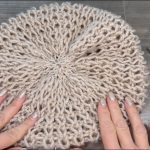 Beginner-Friendly Loose Slouchy Beret Hat with Large Loops | Watch Knitting